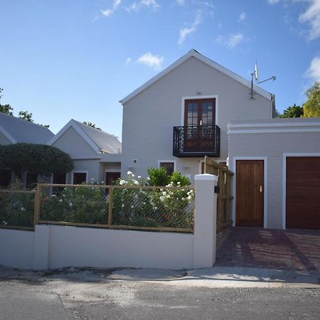 Protea Room Franschhoek Central Екстериор снимка